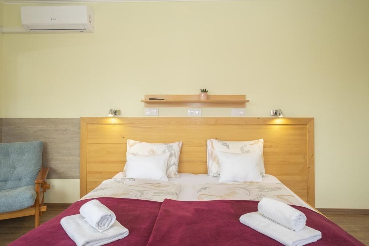 Acs Apartman Hévíz Exteriér fotografie