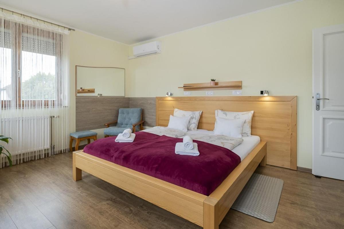 Acs Apartman Hévíz Exteriér fotografie
